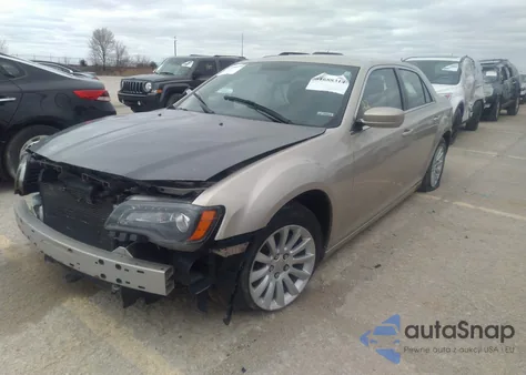 2012 Chrysler 300 из США, поврежденный, VIN 2C3CCAAG0CH313348